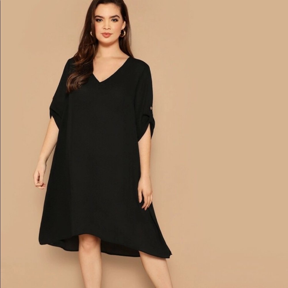 PLUS VNECK ROLL UP SLEEVE DRESS